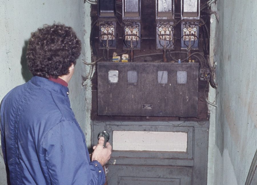 5 Signs Your Electrical Panel Is Outdated